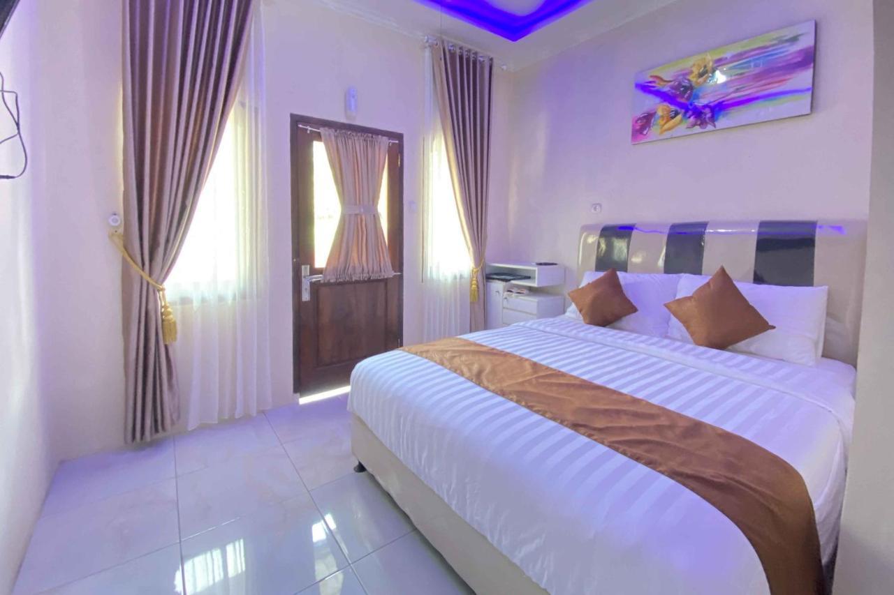 Homestay Banteng Adventure Dieng Mitra Reddoorz Diyeng Exterior photo